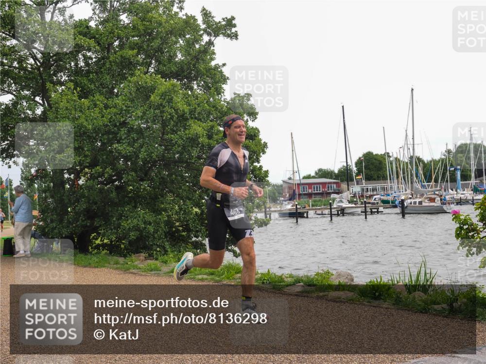 22.06.2025 - Viking Triathlon KatJ http://msf.ph/oto/8136298 22.06.2025 14:36:11 Laufen 463 meine-sportfotos.de