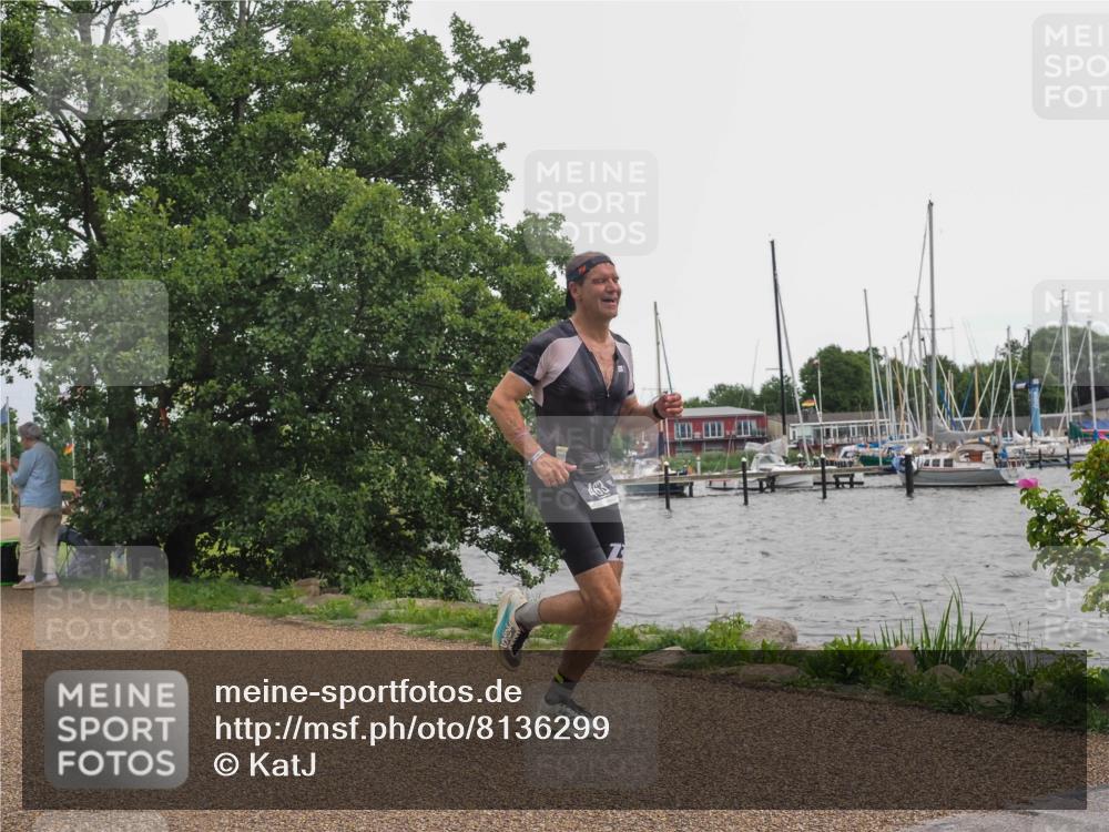 22.06.2025 - Viking Triathlon KatJ http://msf.ph/oto/8136299 22.06.2025 14:36:11 Laufen 463 meine-sportfotos.de