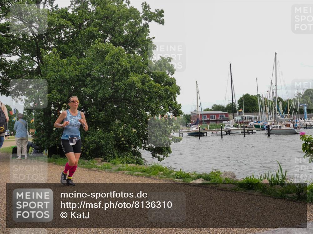 22.06.2025 - Viking Triathlon KatJ http://msf.ph/oto/8136310 22.06.2025 14:36:24 Laufen 197 meine-sportfotos.de