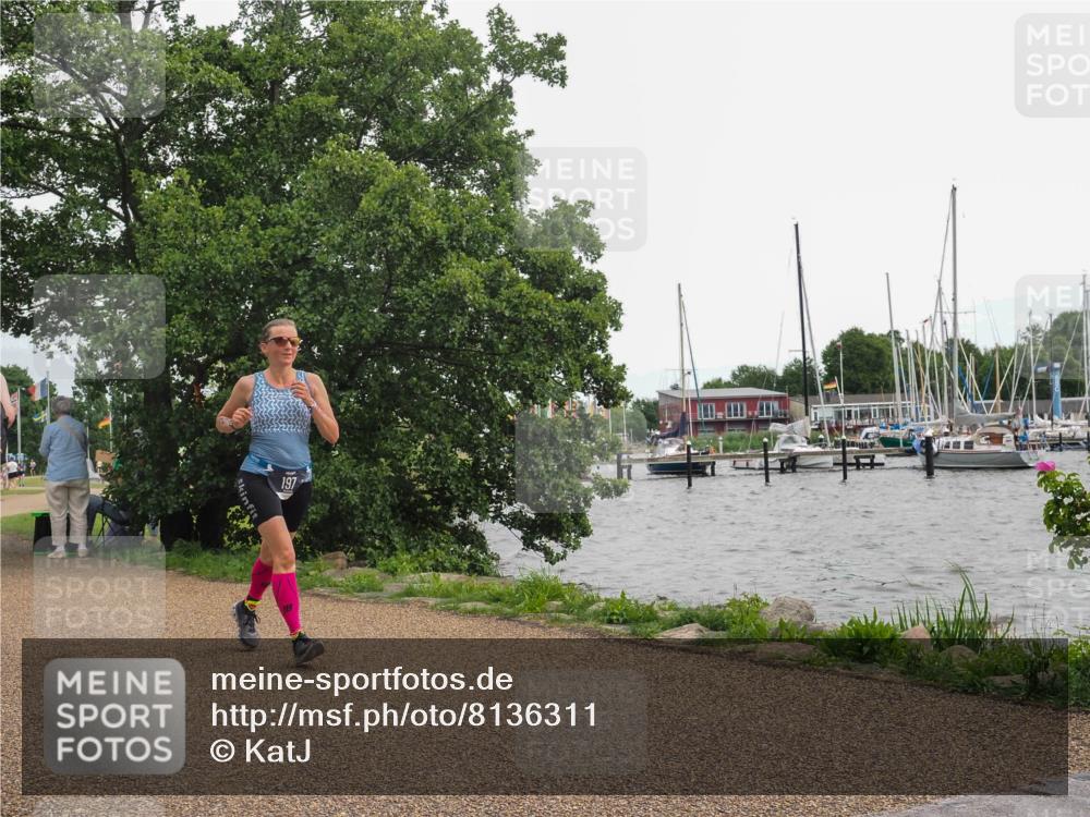 22.06.2025 - Viking Triathlon KatJ http://msf.ph/oto/8136311 22.06.2025 14:36:24 Laufen 197 meine-sportfotos.de