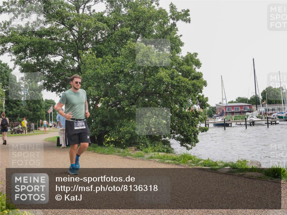 22.06.2025 - Viking Triathlon KatJ http://msf.ph/oto/8136318 22.06.2025 14:36:33 Laufen 305 meine-sportfotos.de