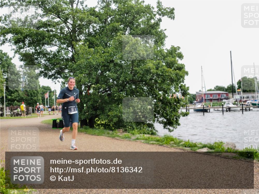 22.06.2025 - Viking Triathlon KatJ http://msf.ph/oto/8136342 22.06.2025 14:36:54 Laufen 24, 630 meine-sportfotos.de
