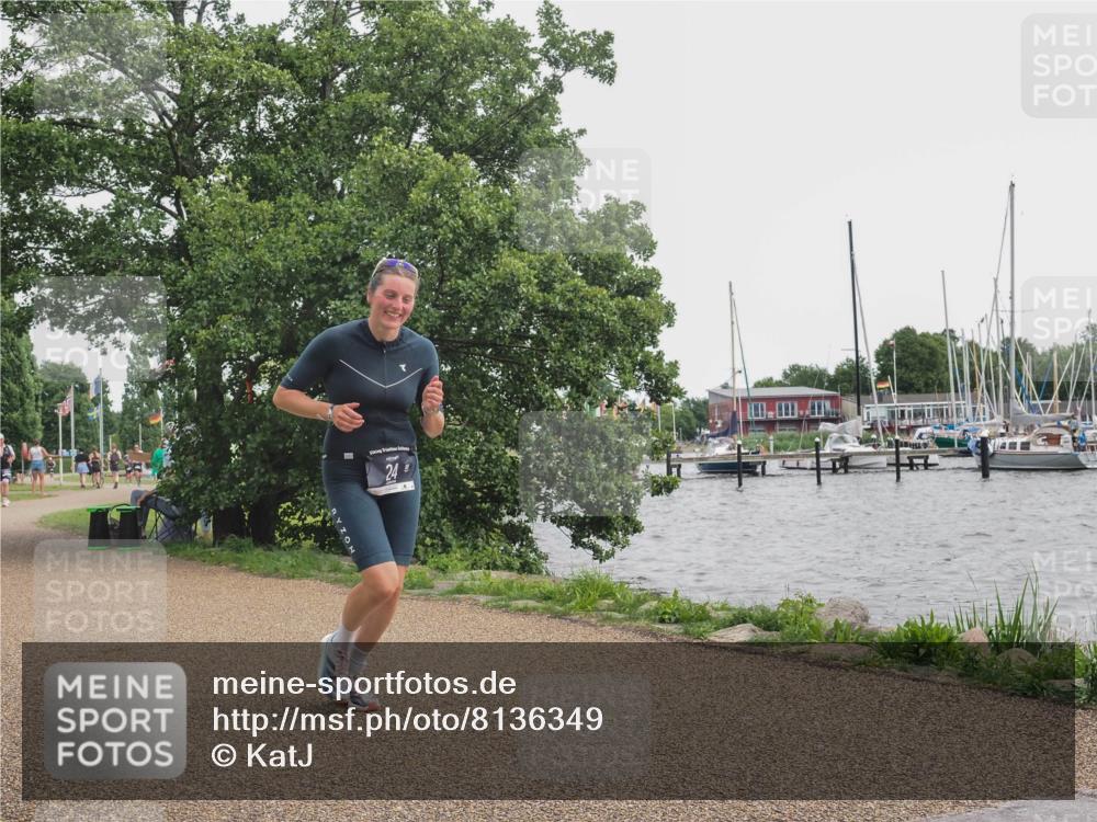 22.06.2025 - Viking Triathlon KatJ http://msf.ph/oto/8136349 22.06.2025 14:36:55 Laufen 24, 630 meine-sportfotos.de