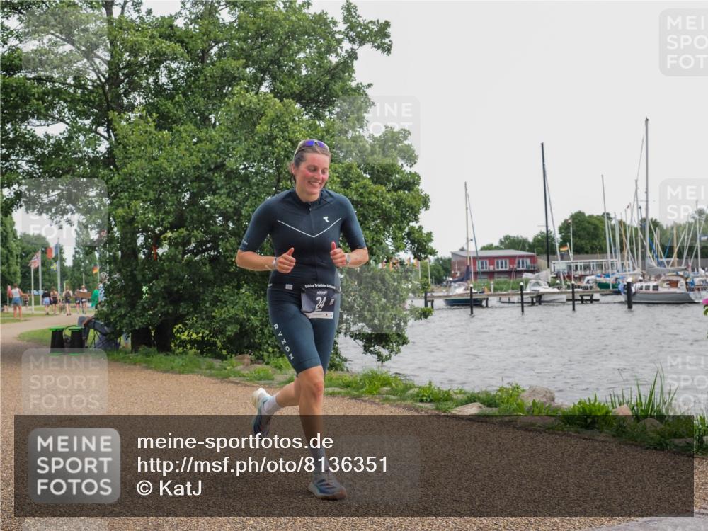 22.06.2025 - Viking Triathlon KatJ http://msf.ph/oto/8136351 22.06.2025 14:36:56 Laufen 24, 630 meine-sportfotos.de