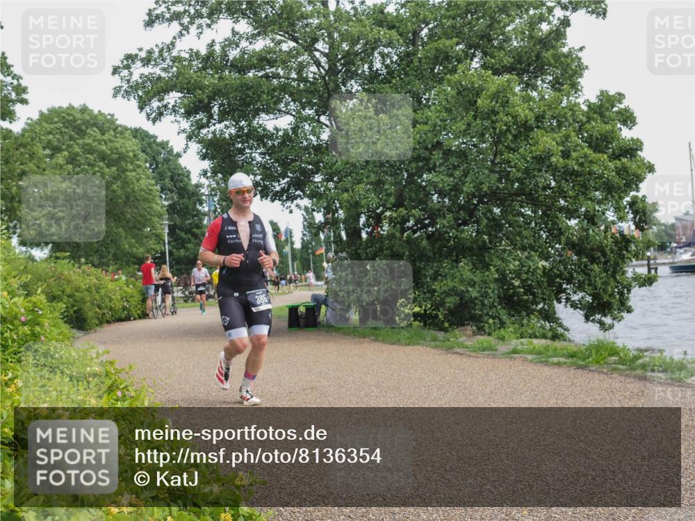 22.06.2025 - Viking Triathlon KatJ http://msf.ph/oto/8136354 22.06.2025 14:37:06 Laufen 385 meine-sportfotos.de