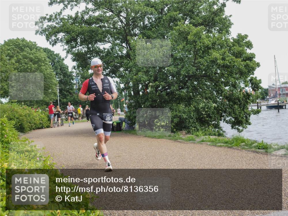 22.06.2025 - Viking Triathlon KatJ http://msf.ph/oto/8136356 22.06.2025 14:37:06 Laufen 385 meine-sportfotos.de