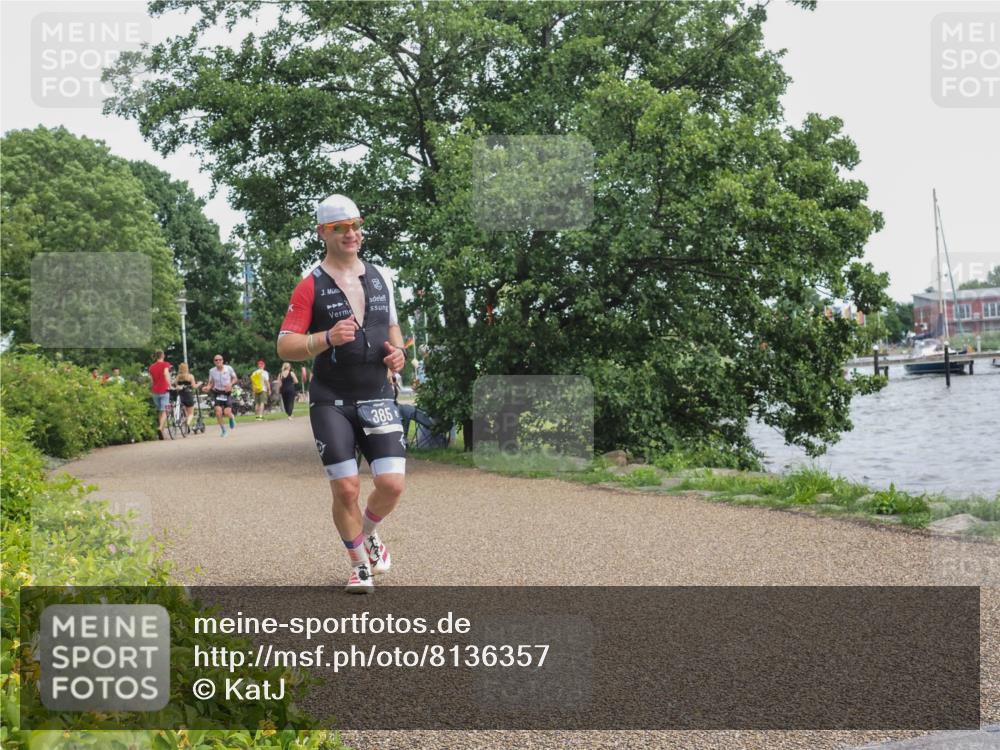 22.06.2025 - Viking Triathlon KatJ http://msf.ph/oto/8136357 22.06.2025 14:37:06 Laufen 385 meine-sportfotos.de