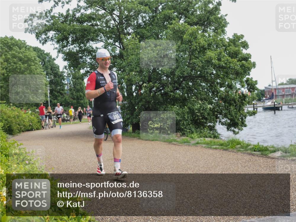 22.06.2025 - Viking Triathlon KatJ http://msf.ph/oto/8136358 22.06.2025 14:37:06 Laufen 385 meine-sportfotos.de