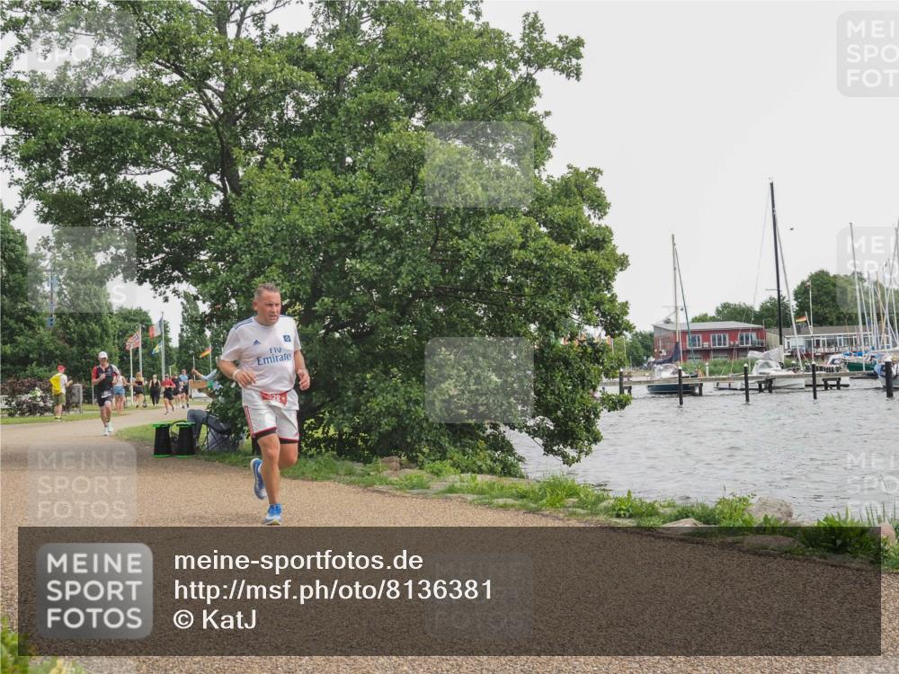 22.06.2025 - Viking Triathlon KatJ http://msf.ph/oto/8136381 22.06.2025 14:37:23 Laufen 638 meine-sportfotos.de