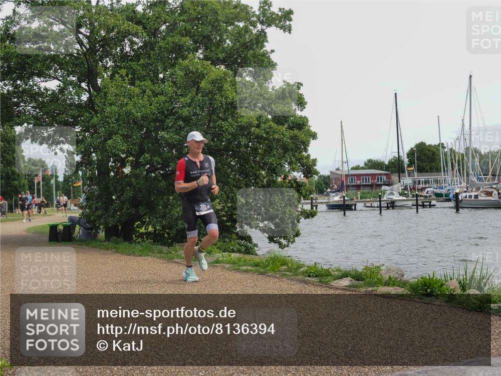 22.06.2025 - Viking Triathlon KatJ http://msf.ph/oto/8136394 22.06.2025 14:37:29 Laufen 300 meine-sportfotos.de
