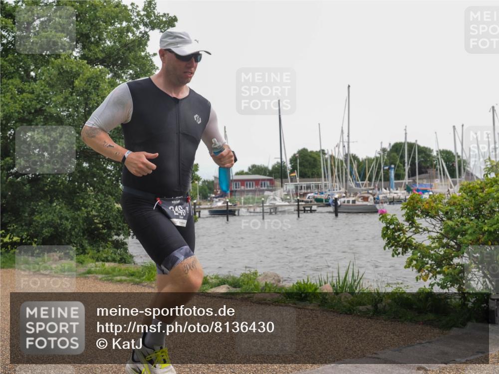 22.06.2025 - Viking Triathlon KatJ http://msf.ph/oto/8136430 22.06.2025 14:37:51 Laufen 246 meine-sportfotos.de