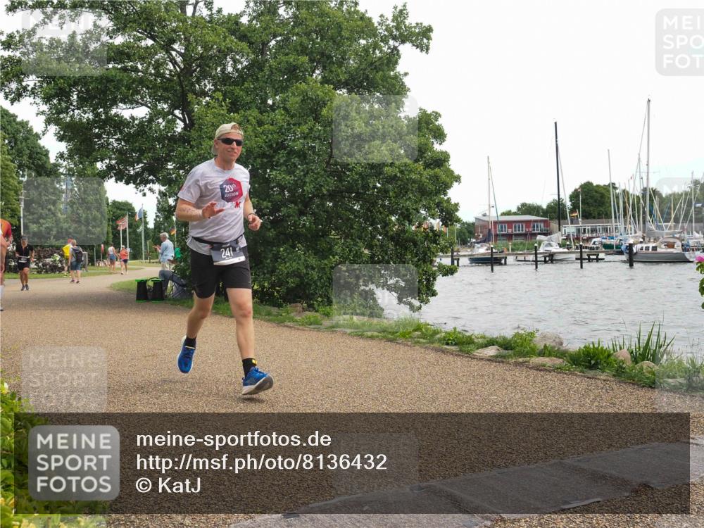 22.06.2025 - Viking Triathlon KatJ http://msf.ph/oto/8136432 22.06.2025 14:37:55 Laufen 241, 554 meine-sportfotos.de
