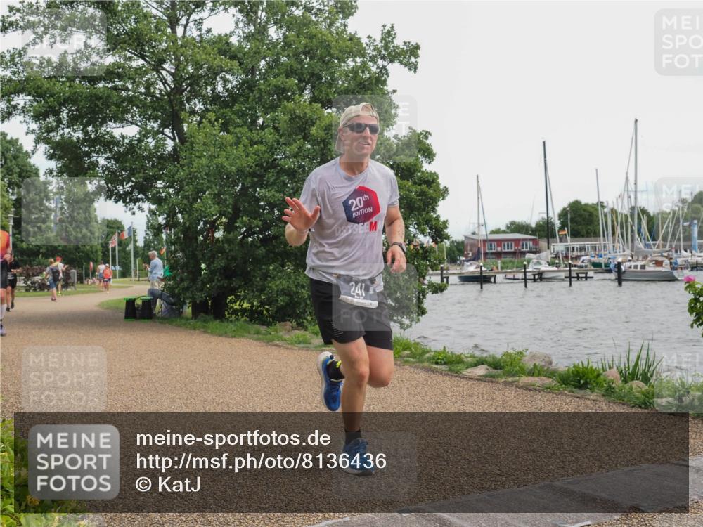 22.06.2025 - Viking Triathlon KatJ http://msf.ph/oto/8136436 22.06.2025 14:37:55 Laufen 241, 554 meine-sportfotos.de