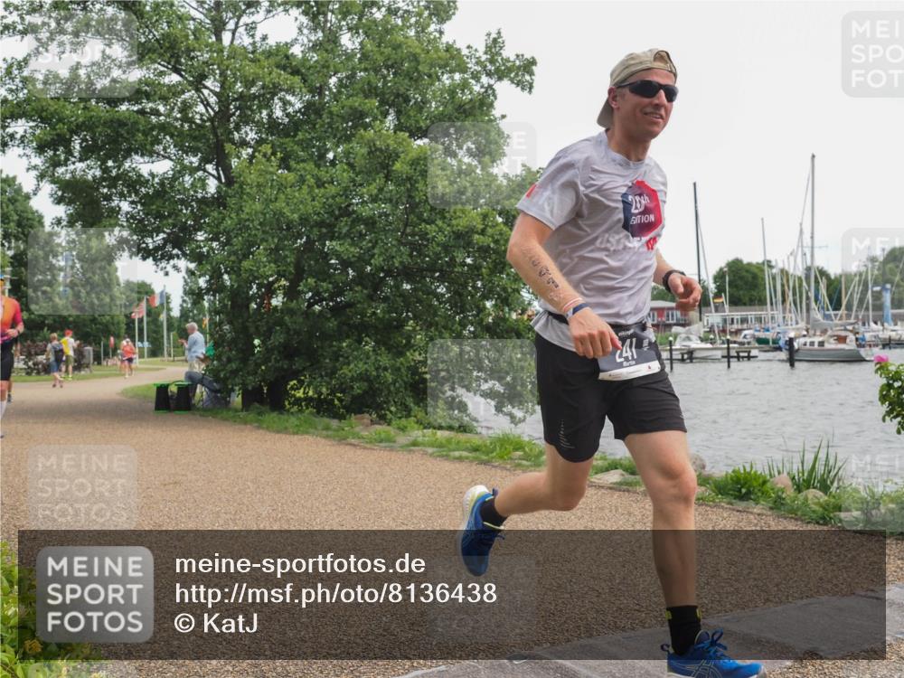22.06.2025 - Viking Triathlon KatJ http://msf.ph/oto/8136438 22.06.2025 14:37:56 Laufen 241, 554 meine-sportfotos.de