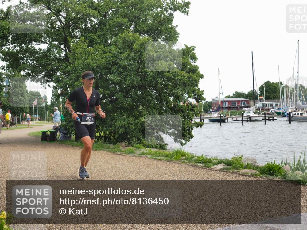 22.06.2025 - Viking Triathlon KatJ http://msf.ph/oto/8136450 22.06.2025 14:38:01 Laufen 453, 554 meine-sportfotos.de