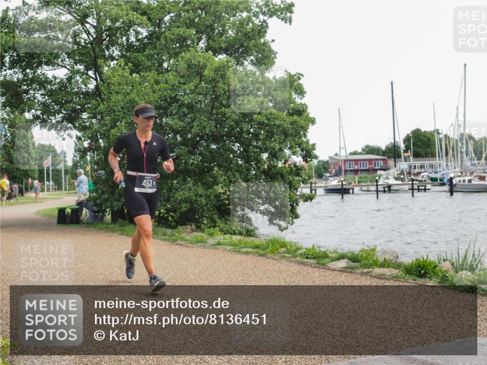 22.06.2025 - Viking Triathlon KatJ http://msf.ph/oto/8136451 22.06.2025 14:38:01 Laufen 453, 554 meine-sportfotos.de