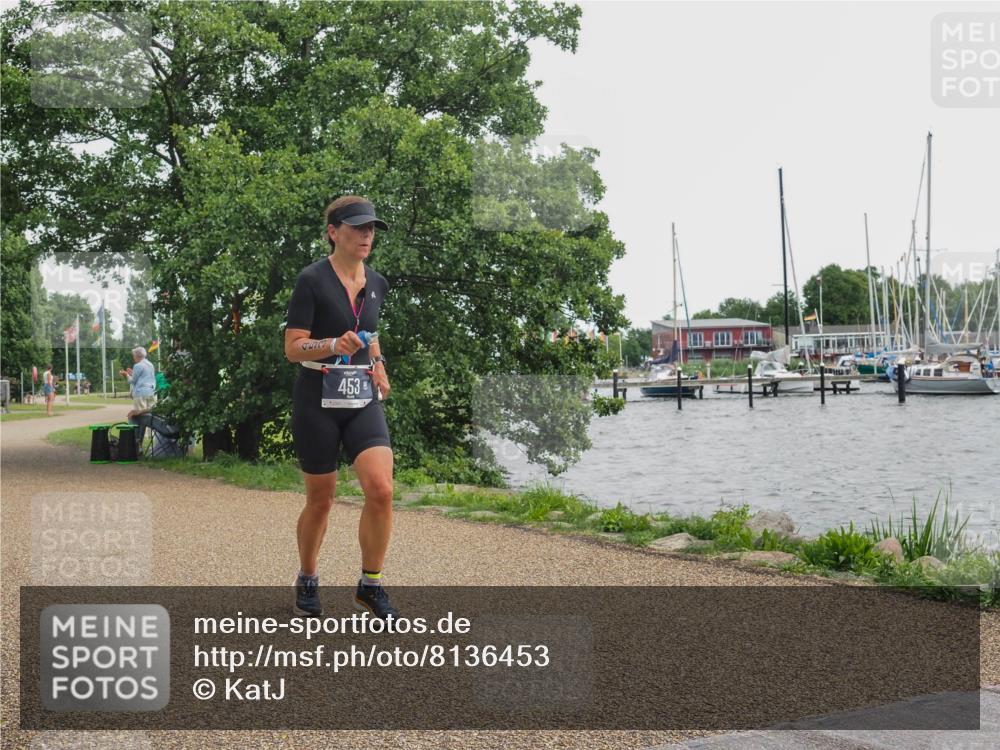 22.06.2025 - Viking Triathlon KatJ http://msf.ph/oto/8136453 22.06.2025 14:38:01 Laufen 453, 554 meine-sportfotos.de