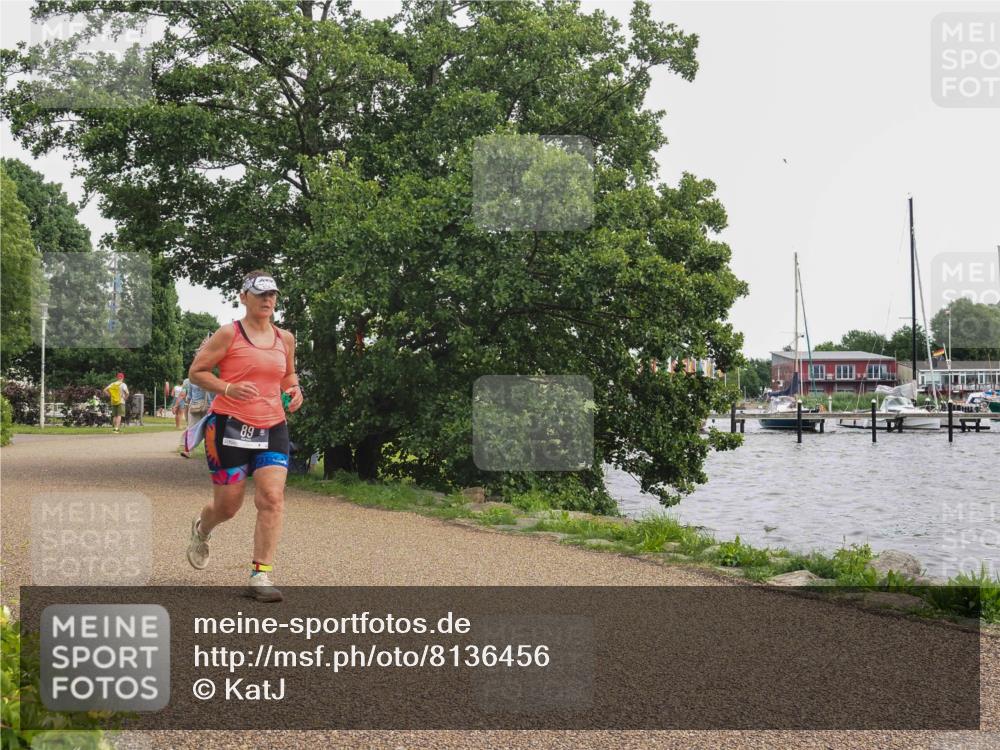 22.06.2025 - Viking Triathlon KatJ http://msf.ph/oto/8136456 22.06.2025 14:38:08 Laufen 89 meine-sportfotos.de