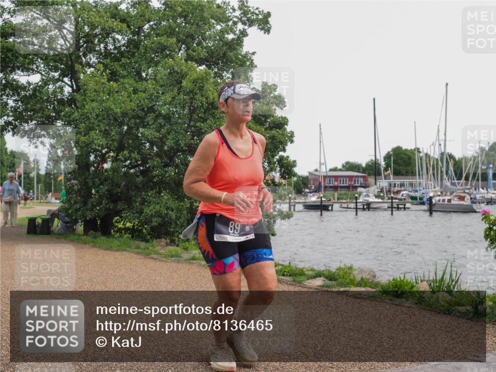 22.06.2025 - Viking Triathlon KatJ http://msf.ph/oto/8136465 22.06.2025 14:38:09 Laufen 89 meine-sportfotos.de