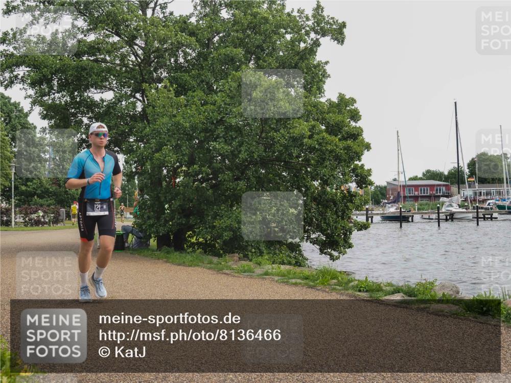 22.06.2025 - Viking Triathlon KatJ http://msf.ph/oto/8136466 22.06.2025 14:38:33 Laufen 121, 410 meine-sportfotos.de