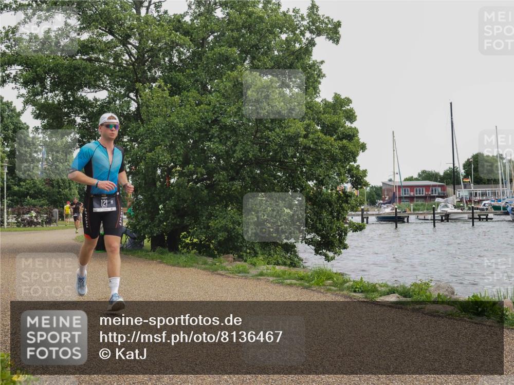 22.06.2025 - Viking Triathlon KatJ http://msf.ph/oto/8136467 22.06.2025 14:38:33 Laufen 121, 410 meine-sportfotos.de