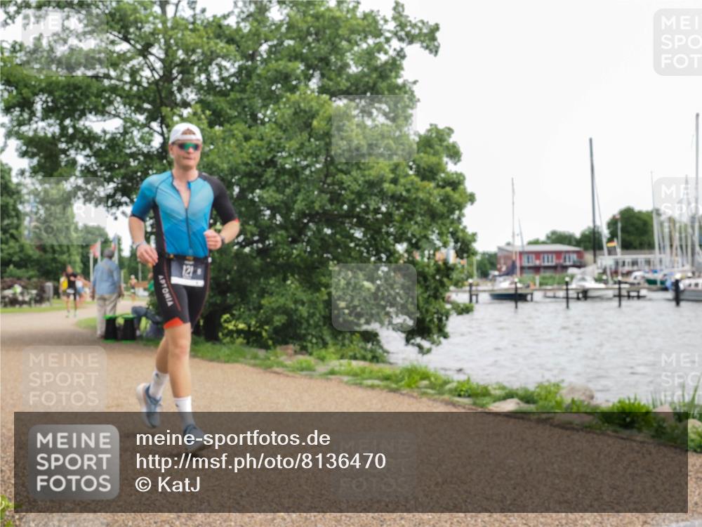 22.06.2025 - Viking Triathlon KatJ http://msf.ph/oto/8136470 22.06.2025 14:38:33 Laufen 121, 410 meine-sportfotos.de