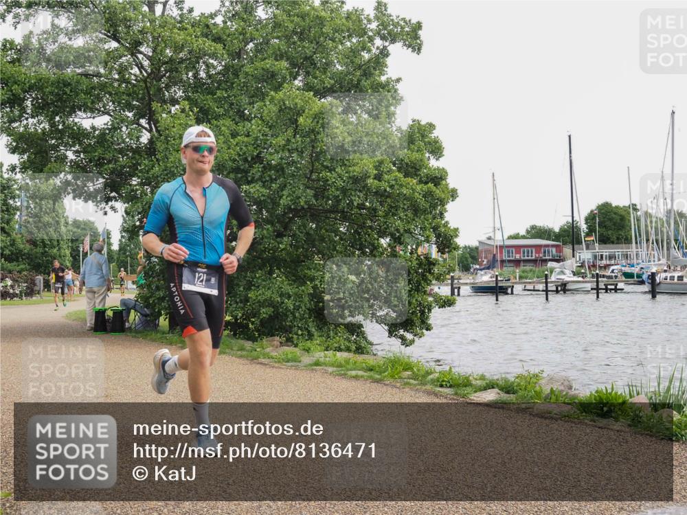 22.06.2025 - Viking Triathlon KatJ http://msf.ph/oto/8136471 22.06.2025 14:38:33 Laufen 121, 410 meine-sportfotos.de