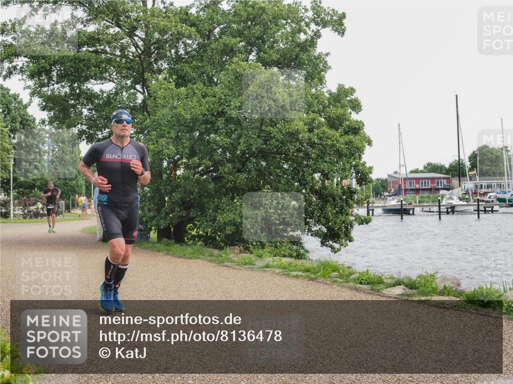 22.06.2025 - Viking Triathlon KatJ http://msf.ph/oto/8136478 22.06.2025 14:38:36 Laufen 121, 410 meine-sportfotos.de