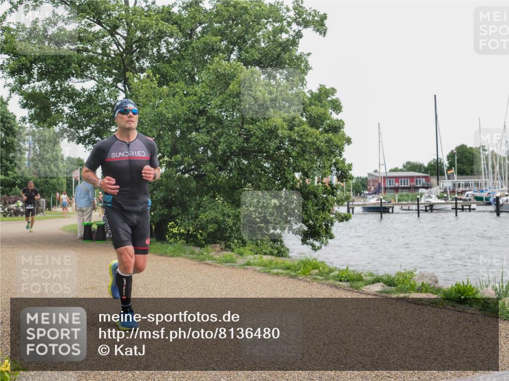 22.06.2025 - Viking Triathlon KatJ http://msf.ph/oto/8136480 22.06.2025 14:38:36 Laufen 121, 410 meine-sportfotos.de