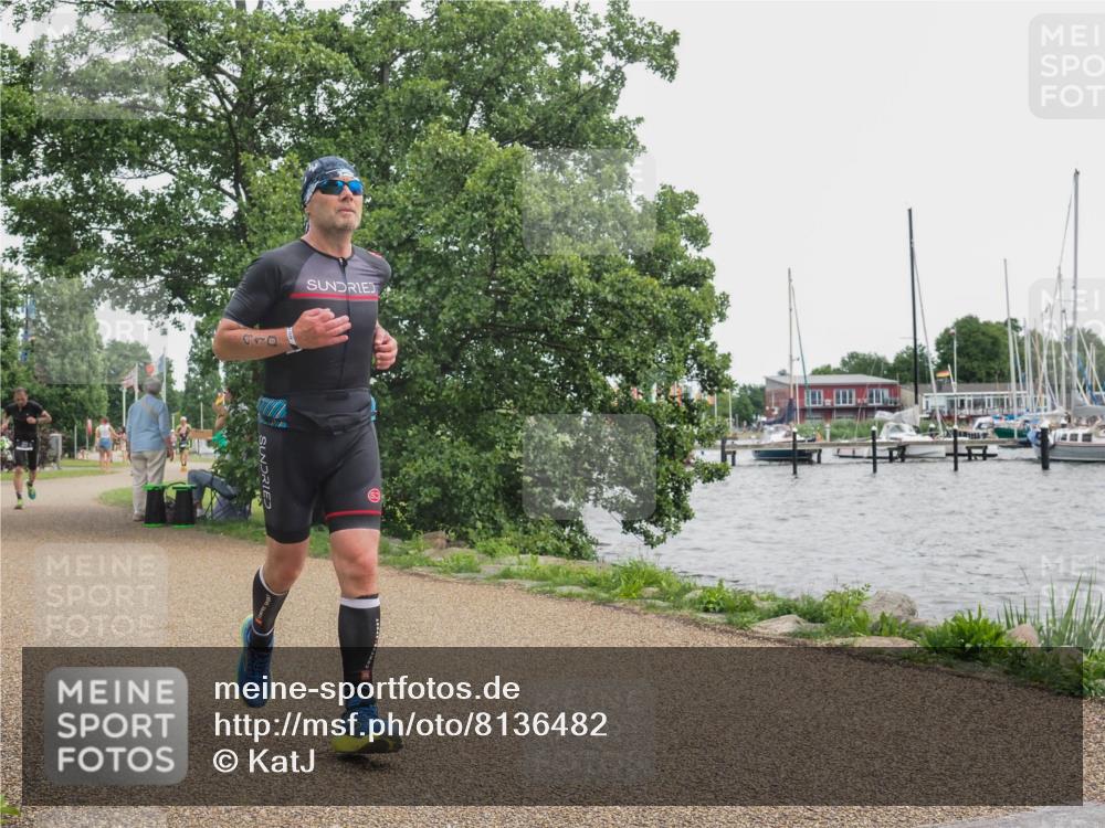 22.06.2025 - Viking Triathlon KatJ http://msf.ph/oto/8136482 22.06.2025 14:38:36 Laufen 121, 410 meine-sportfotos.de