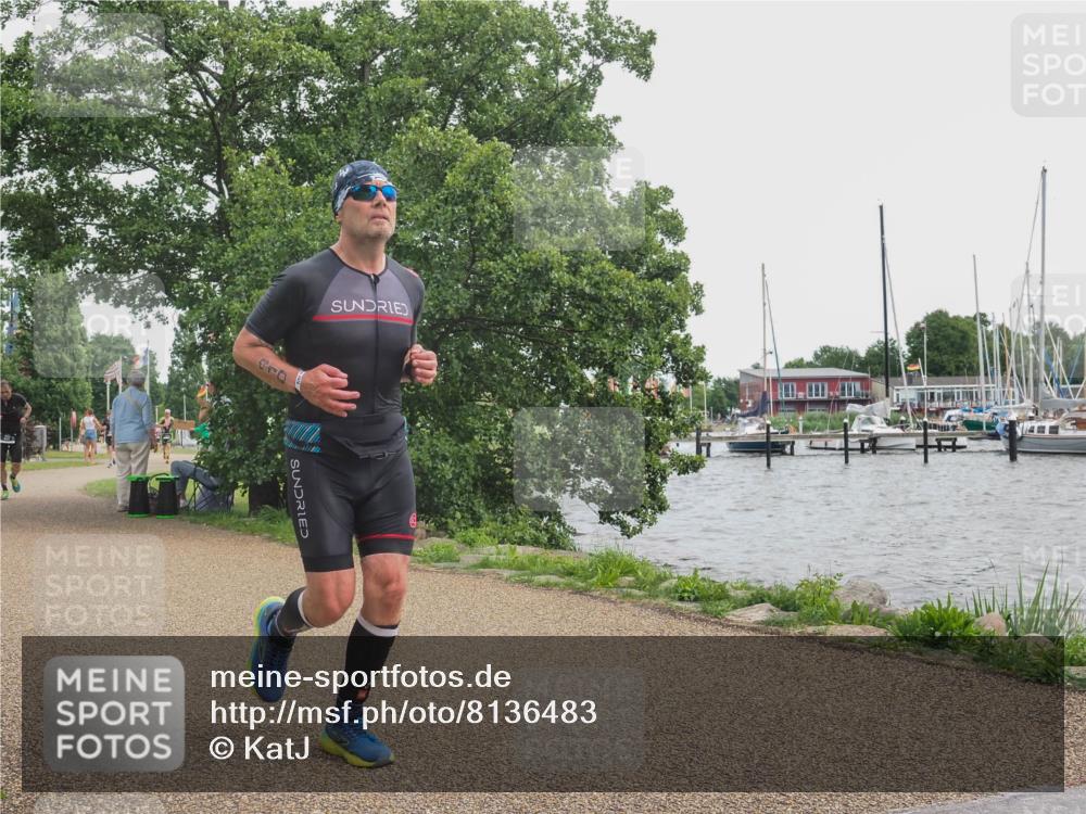 22.06.2025 - Viking Triathlon KatJ http://msf.ph/oto/8136483 22.06.2025 14:38:36 Laufen 121, 410 meine-sportfotos.de