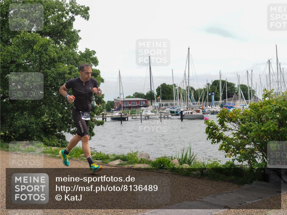 22.06.2025 - Viking Triathlon KatJ http://msf.ph/oto/8136489 22.06.2025 14:38:41 Laufen 222 meine-sportfotos.de