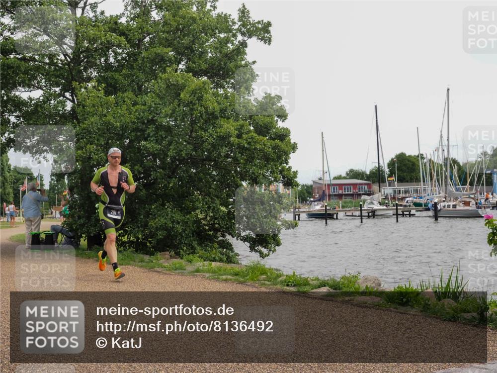 22.06.2025 - Viking Triathlon KatJ http://msf.ph/oto/8136492 22.06.2025 14:38:48 Laufen 183, 281 meine-sportfotos.de