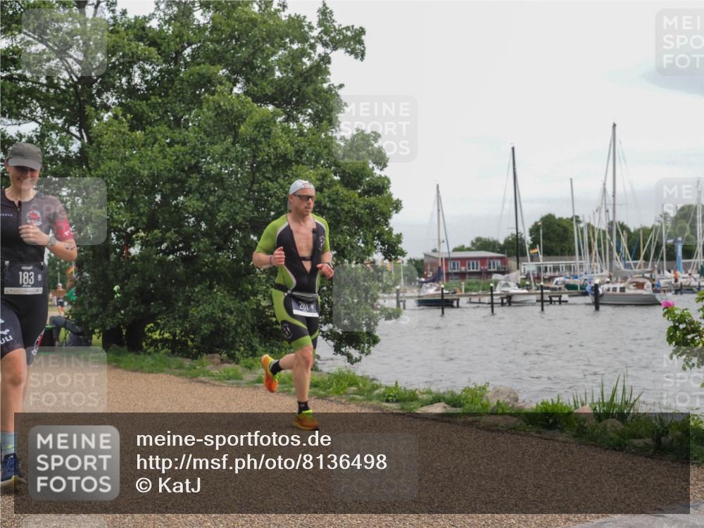22.06.2025 - Viking Triathlon KatJ http://msf.ph/oto/8136498 22.06.2025 14:38:49 Laufen 183, 281 meine-sportfotos.de