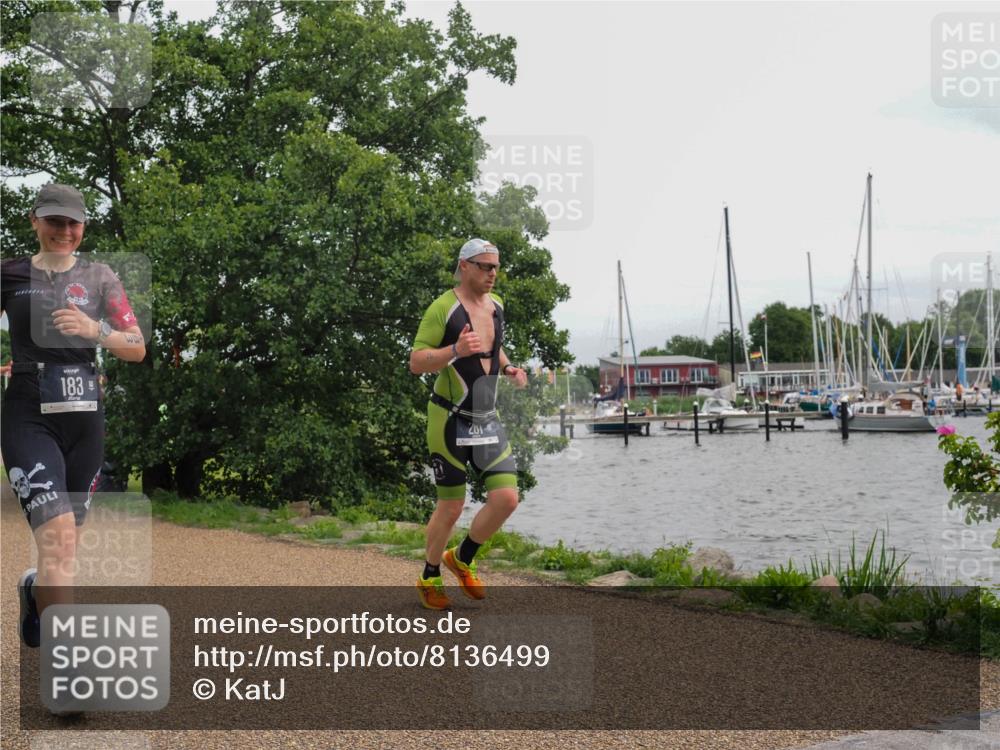 22.06.2025 - Viking Triathlon KatJ http://msf.ph/oto/8136499 22.06.2025 14:38:49 Laufen 183, 281 meine-sportfotos.de