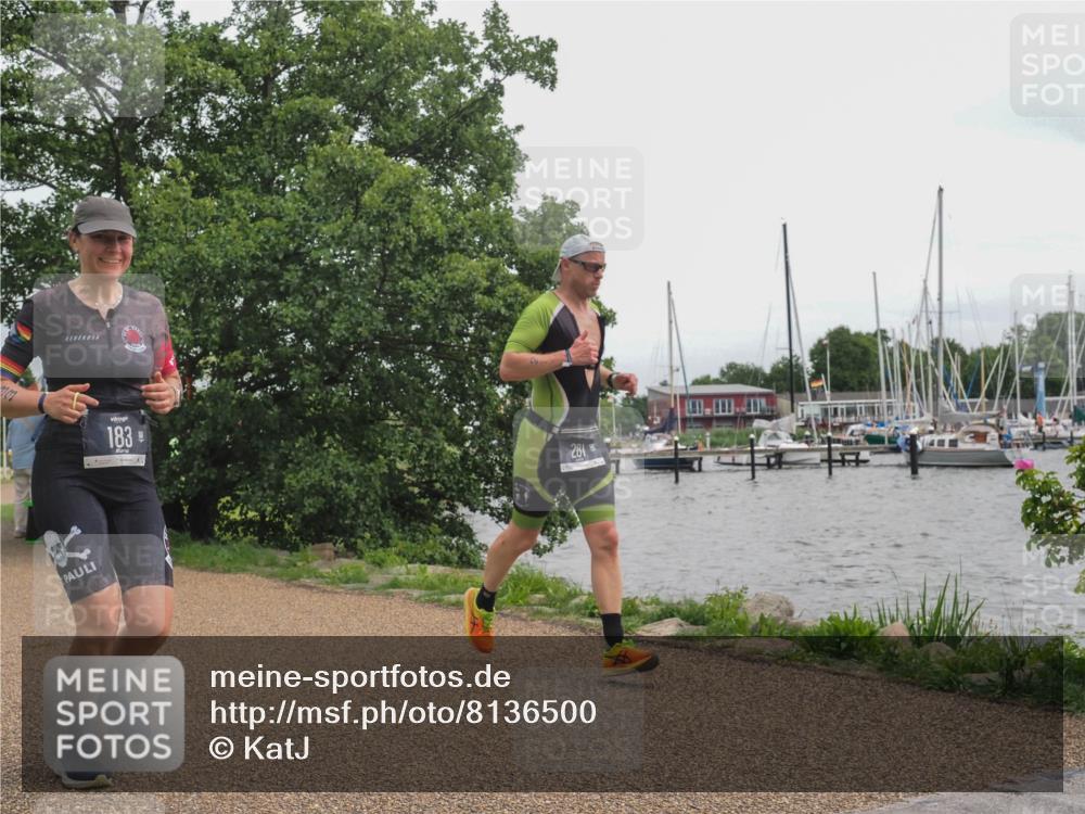 22.06.2025 - Viking Triathlon KatJ http://msf.ph/oto/8136500 22.06.2025 14:38:49 Laufen 183, 281 meine-sportfotos.de