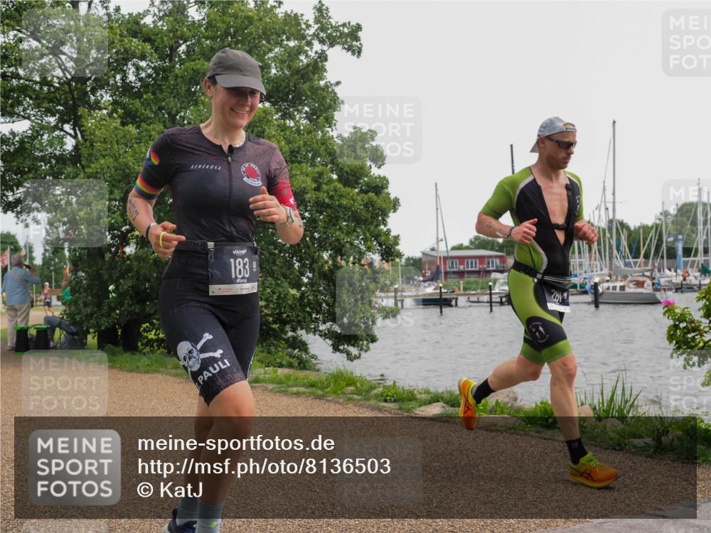 22.06.2025 - Viking Triathlon KatJ http://msf.ph/oto/8136503 22.06.2025 14:38:49 Laufen 183, 281 meine-sportfotos.de