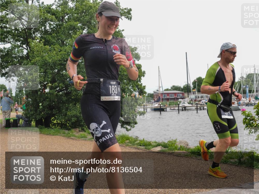 22.06.2025 - Viking Triathlon KatJ http://msf.ph/oto/8136504 22.06.2025 14:38:49 Laufen 183, 281 meine-sportfotos.de