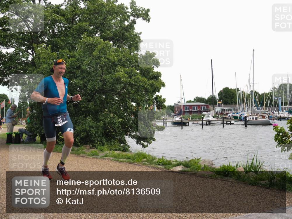 22.06.2025 - Viking Triathlon KatJ http://msf.ph/oto/8136509 22.06.2025 14:38:55 Laufen 95 meine-sportfotos.de