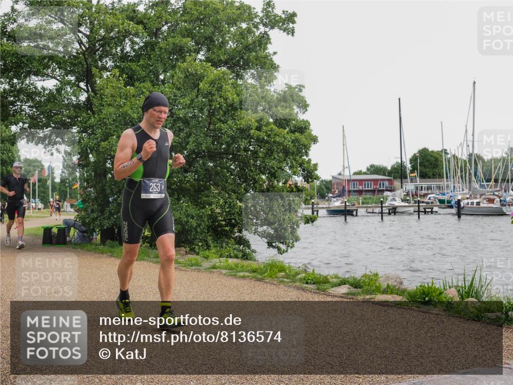 22.06.2025 - Viking Triathlon KatJ http://msf.ph/oto/8136574 22.06.2025 14:39:44 Laufen 16, 253, 266, 399 meine-sportfotos.de