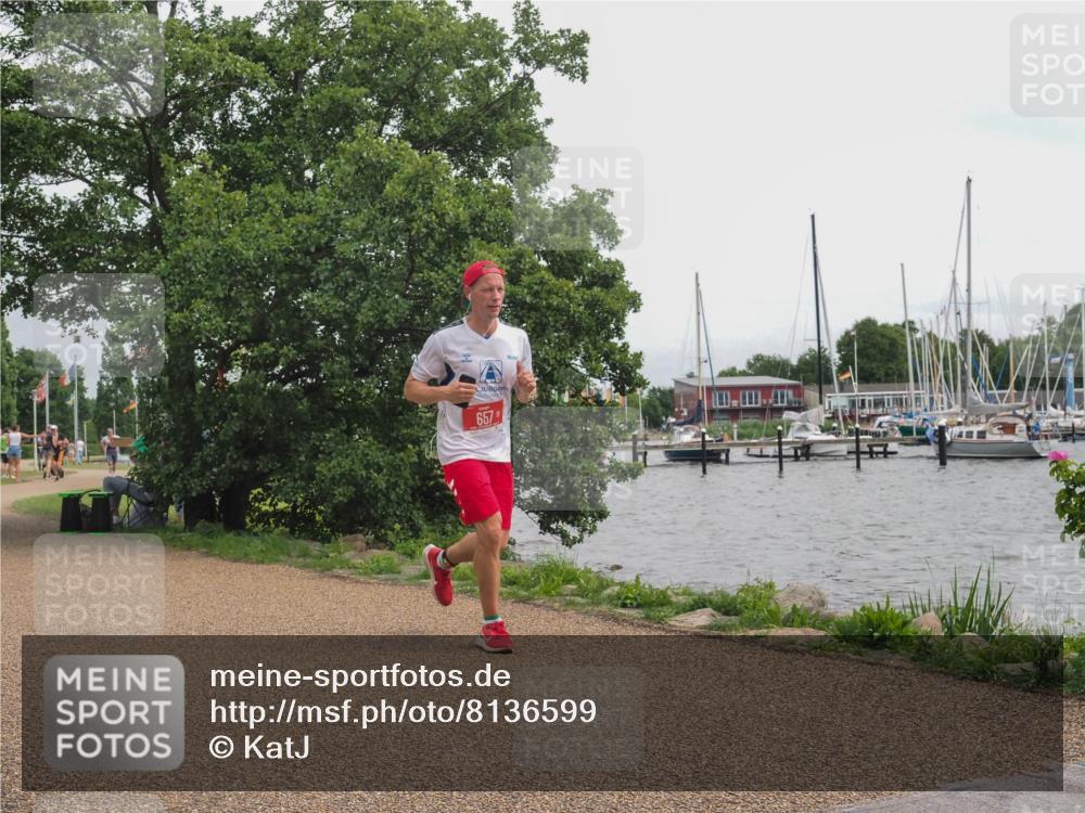 22.06.2025 - Viking Triathlon KatJ http://msf.ph/oto/8136599 22.06.2025 14:39:51 Laufen 657 meine-sportfotos.de