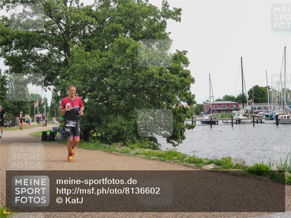 22.06.2025 - Viking Triathlon KatJ http://msf.ph/oto/8136602 22.06.2025 14:39:54 Laufen 235, 657 meine-sportfotos.de