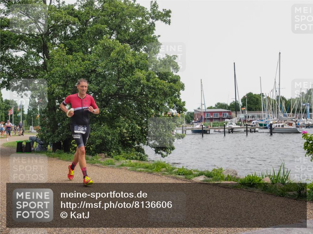 22.06.2025 - Viking Triathlon KatJ http://msf.ph/oto/8136606 22.06.2025 14:39:54 Laufen 235, 657 meine-sportfotos.de