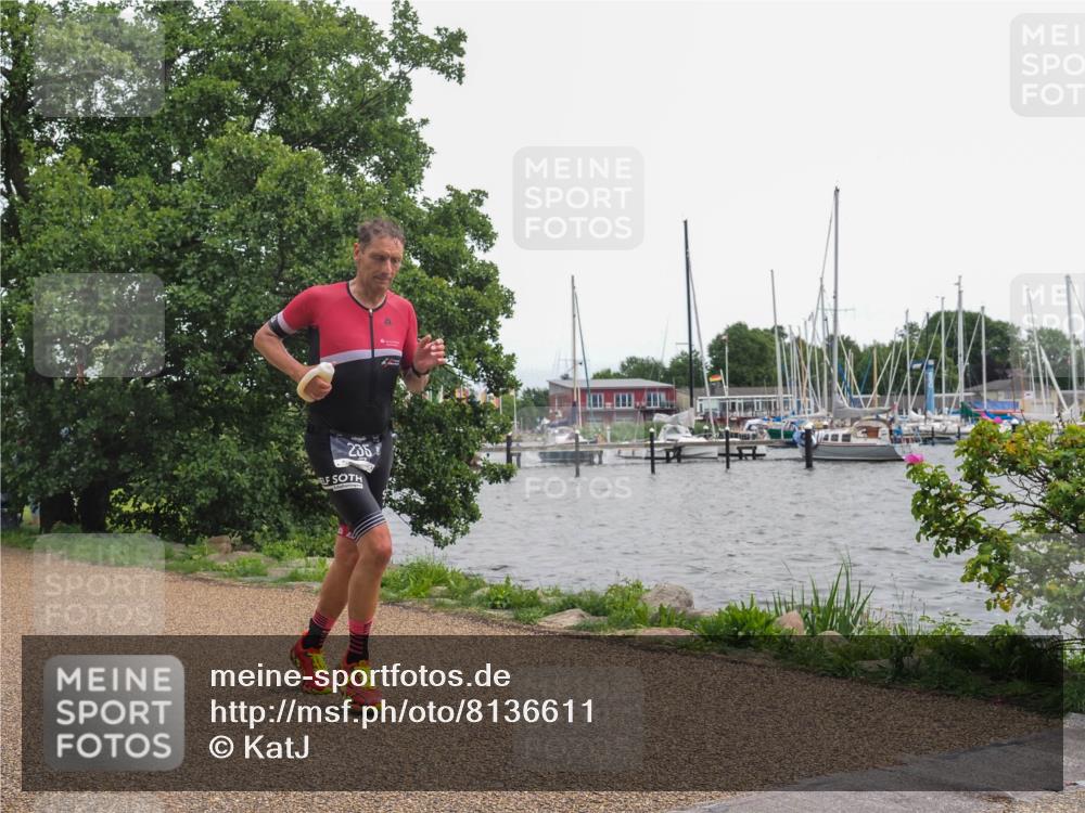 22.06.2025 - Viking Triathlon KatJ http://msf.ph/oto/8136611 22.06.2025 14:39:55 Laufen 235 meine-sportfotos.de
