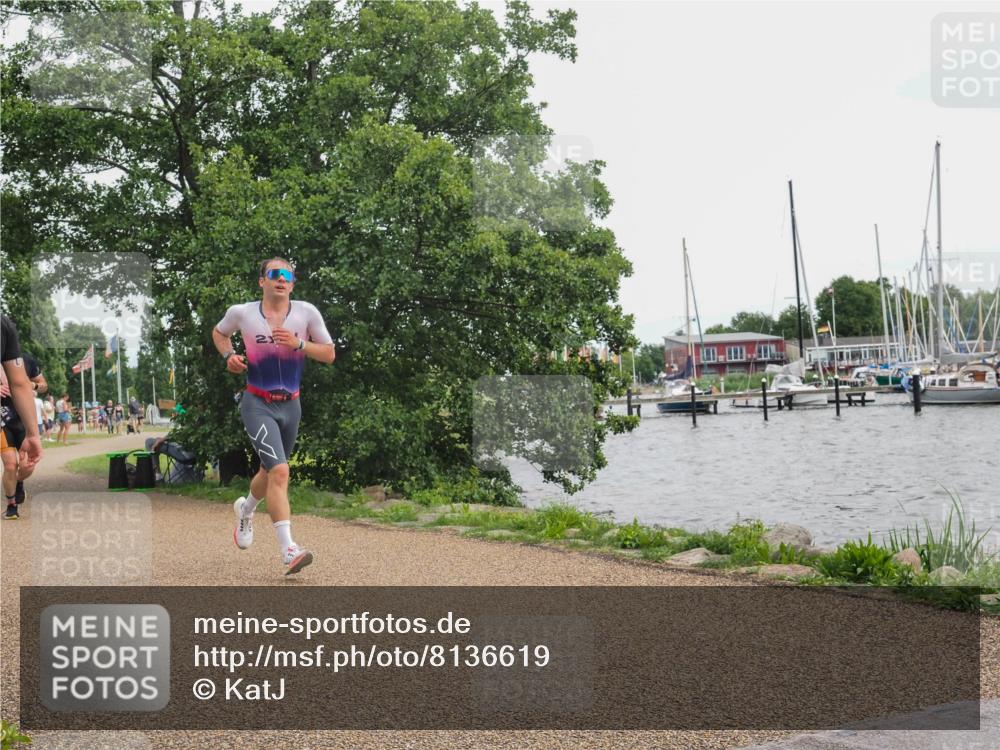 22.06.2025 - Viking Triathlon KatJ http://msf.ph/oto/8136619 22.06.2025 14:40:02 Laufen 37, 164, 415 meine-sportfotos.de
