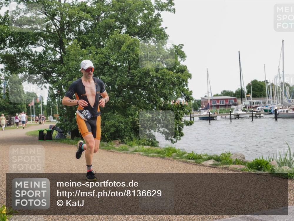 22.06.2025 - Viking Triathlon KatJ http://msf.ph/oto/8136629 22.06.2025 14:40:04 Laufen 164, 415 meine-sportfotos.de