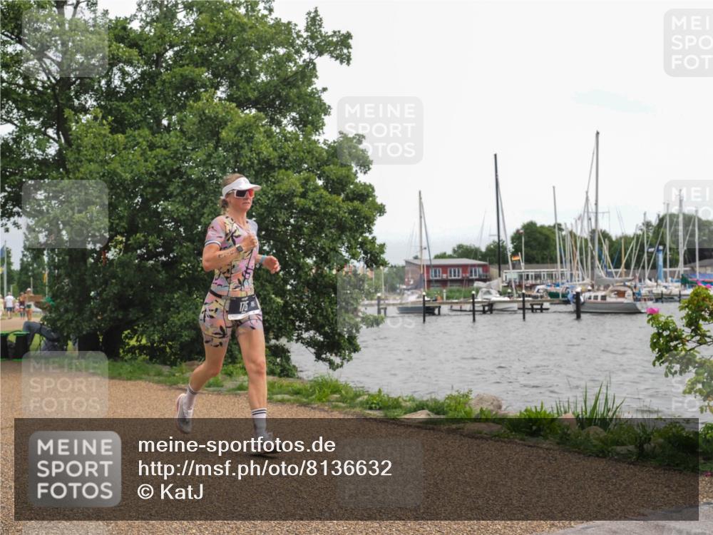 22.06.2025 - Viking Triathlon KatJ http://msf.ph/oto/8136632 22.06.2025 14:40:27 Laufen 175 meine-sportfotos.de