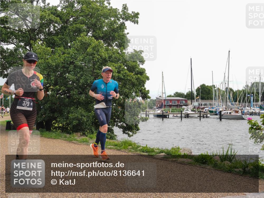 22.06.2025 - Viking Triathlon KatJ http://msf.ph/oto/8136641 22.06.2025 14:40:33 Laufen 363, 379 meine-sportfotos.de