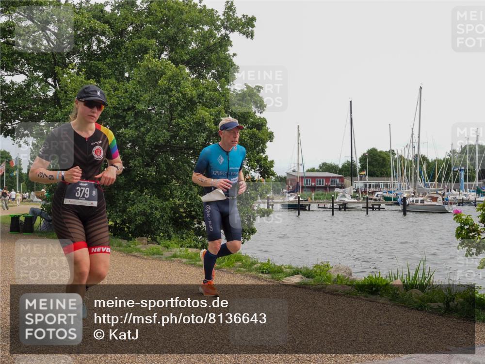 22.06.2025 - Viking Triathlon KatJ http://msf.ph/oto/8136643 22.06.2025 14:40:33 Laufen 363, 379 meine-sportfotos.de