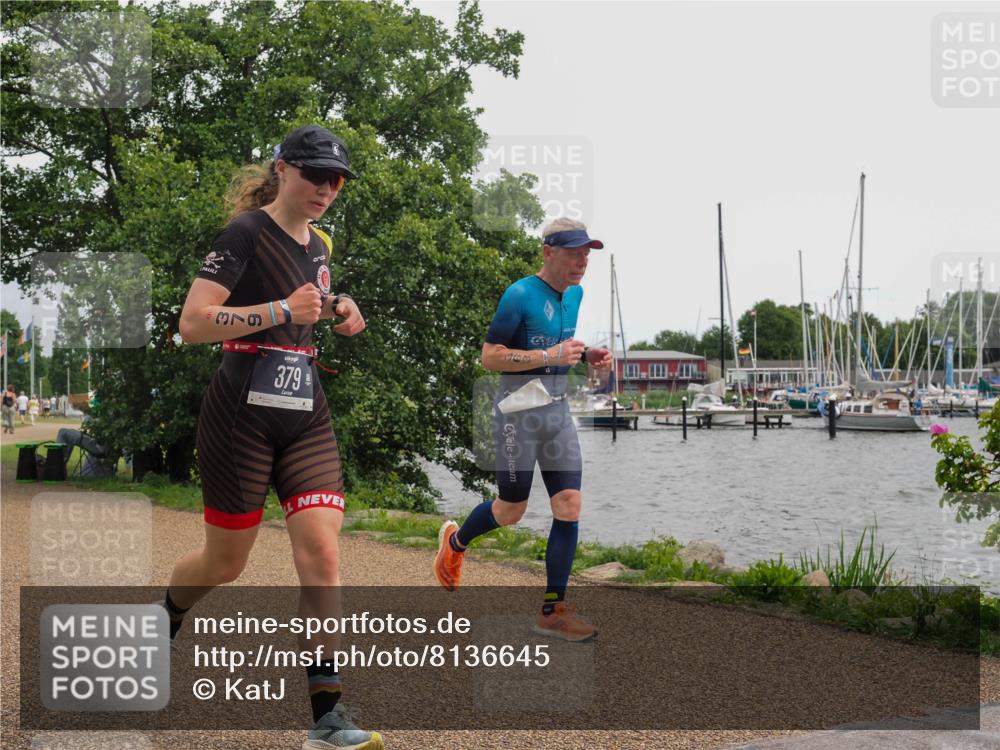 22.06.2025 - Viking Triathlon KatJ http://msf.ph/oto/8136645 22.06.2025 14:40:33 Laufen 363, 379 meine-sportfotos.de